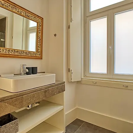 Apartment Myplacelisbon - Luxury Trindade I Lisbon
