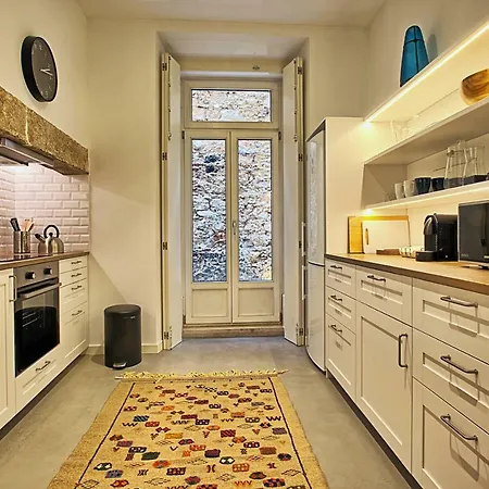 Myplacelisbon - Luxury Trindade I Apartment